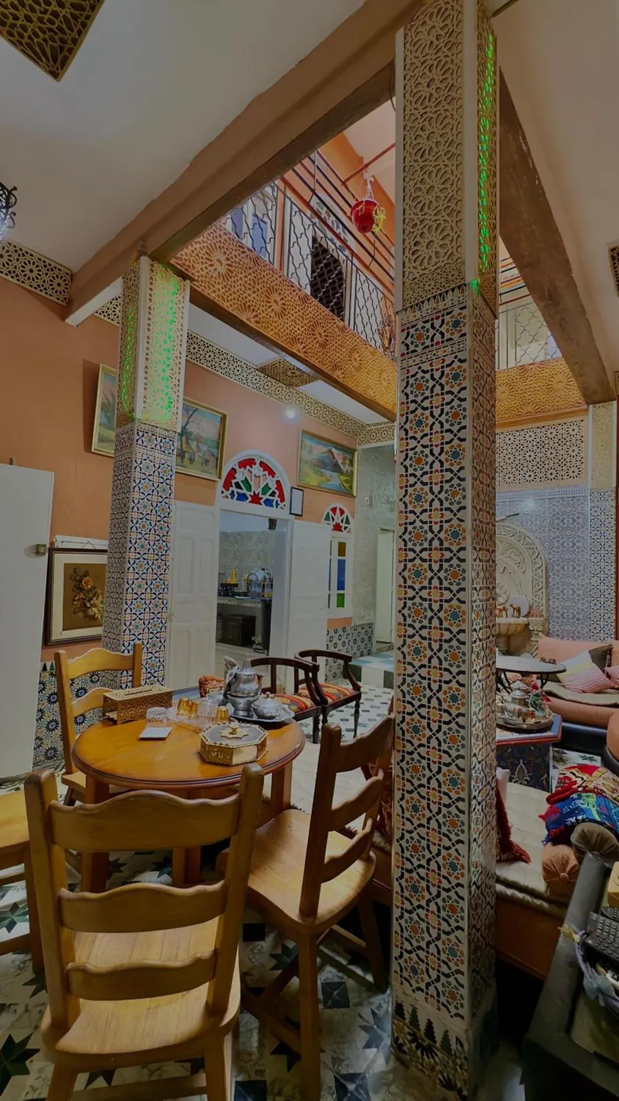 Le coin repas du patio