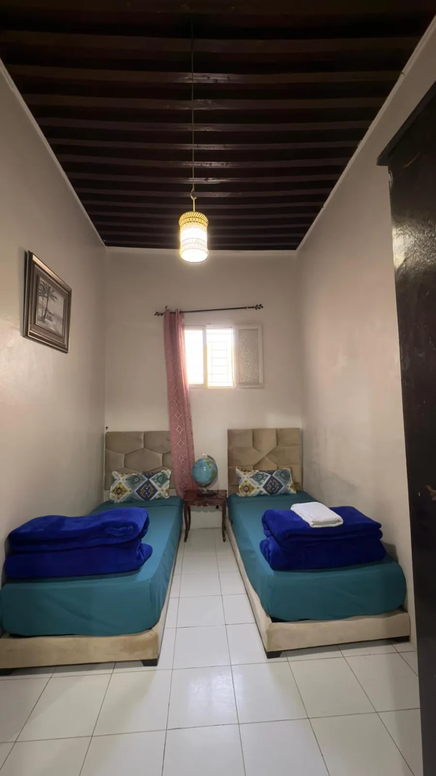 Chambre lits jumeaux, deux lits simples