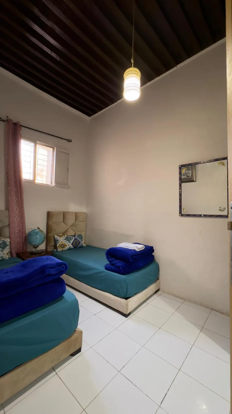 Chambre lits jumeaux, autre vue